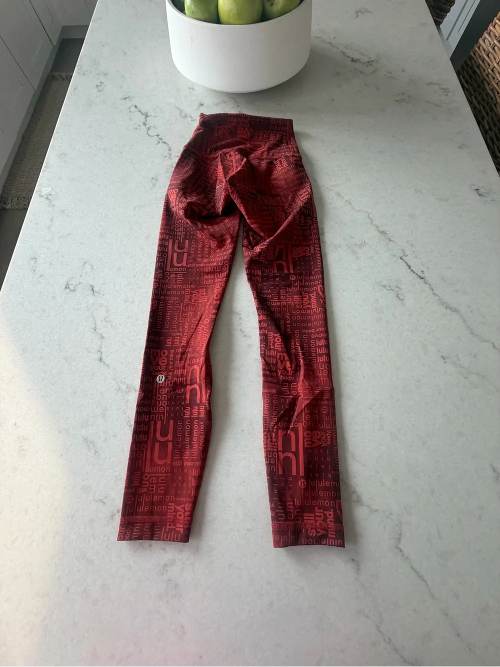 LULULEMON High-Rise Printed logo Leggings - Red rust! NWOT! Size 0
